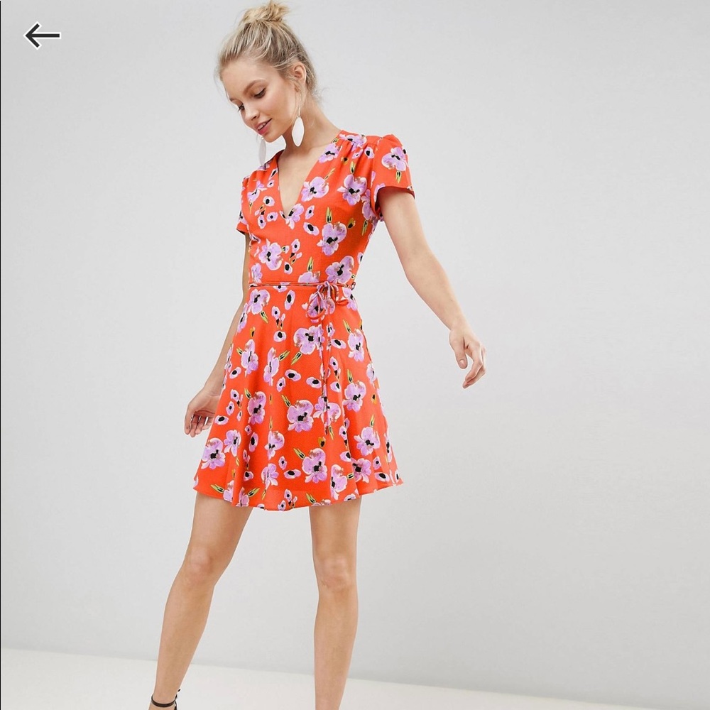 Glamorous mini dress with waist tie/floral print - Picture 5 of 8